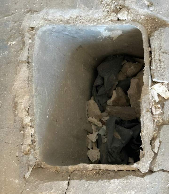 Désamiantage de conduit à Reim