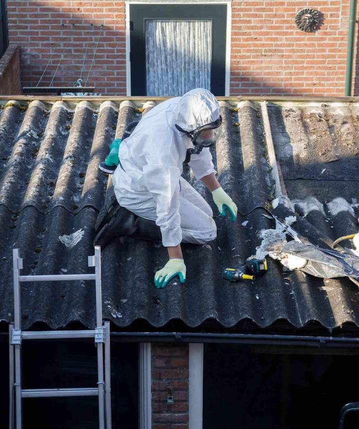 Désamiantage toiture Reims